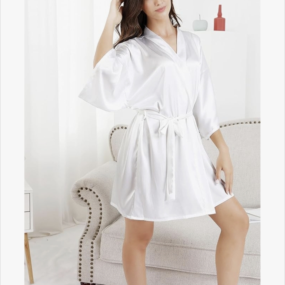 Luxurious White Women's Satin Robe